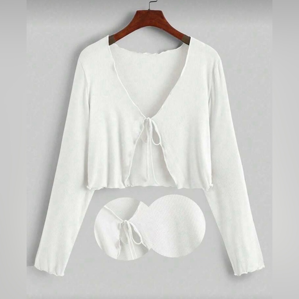 White V-Neck Long Sleeve Crop
